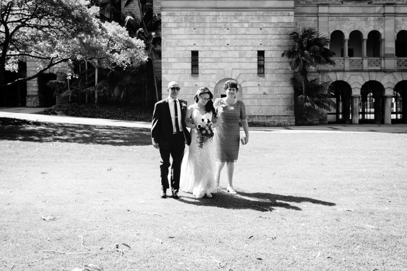uwa wedding university of western australia wedding tropical gardens wedding boatshed restaurant wedding perth wedding photographer image of uwa wedding
